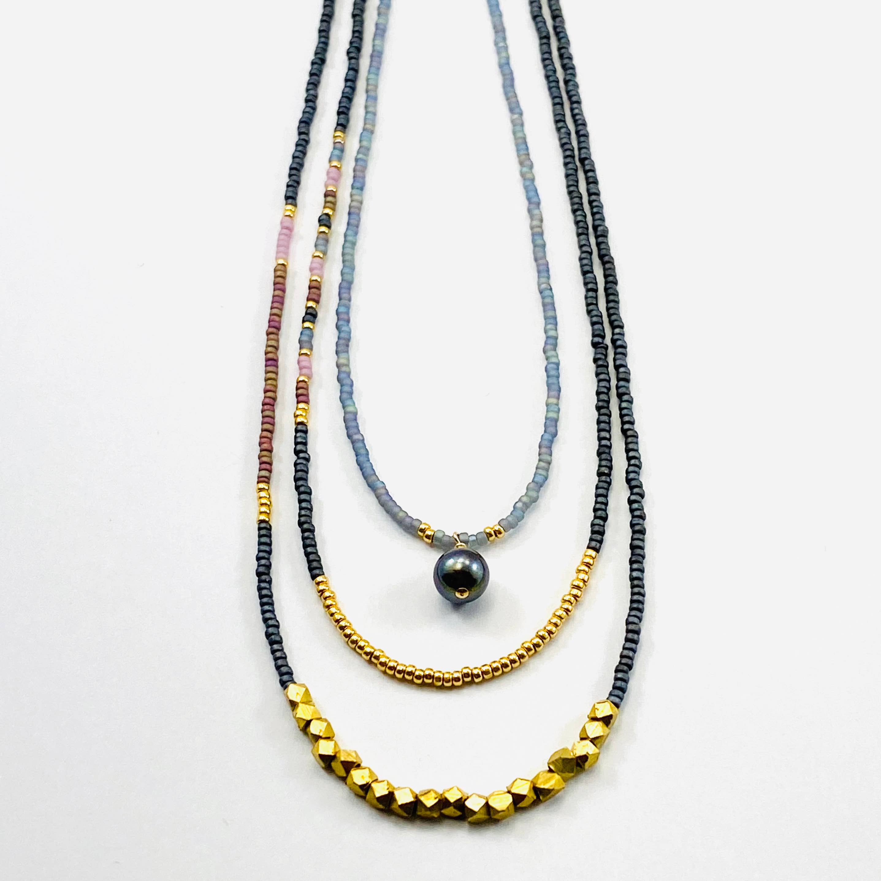 Sarah Crawford Handcrafted - Wholesale Jewelry Set - Grays Triple Beaded Necklace Set - Pearl1