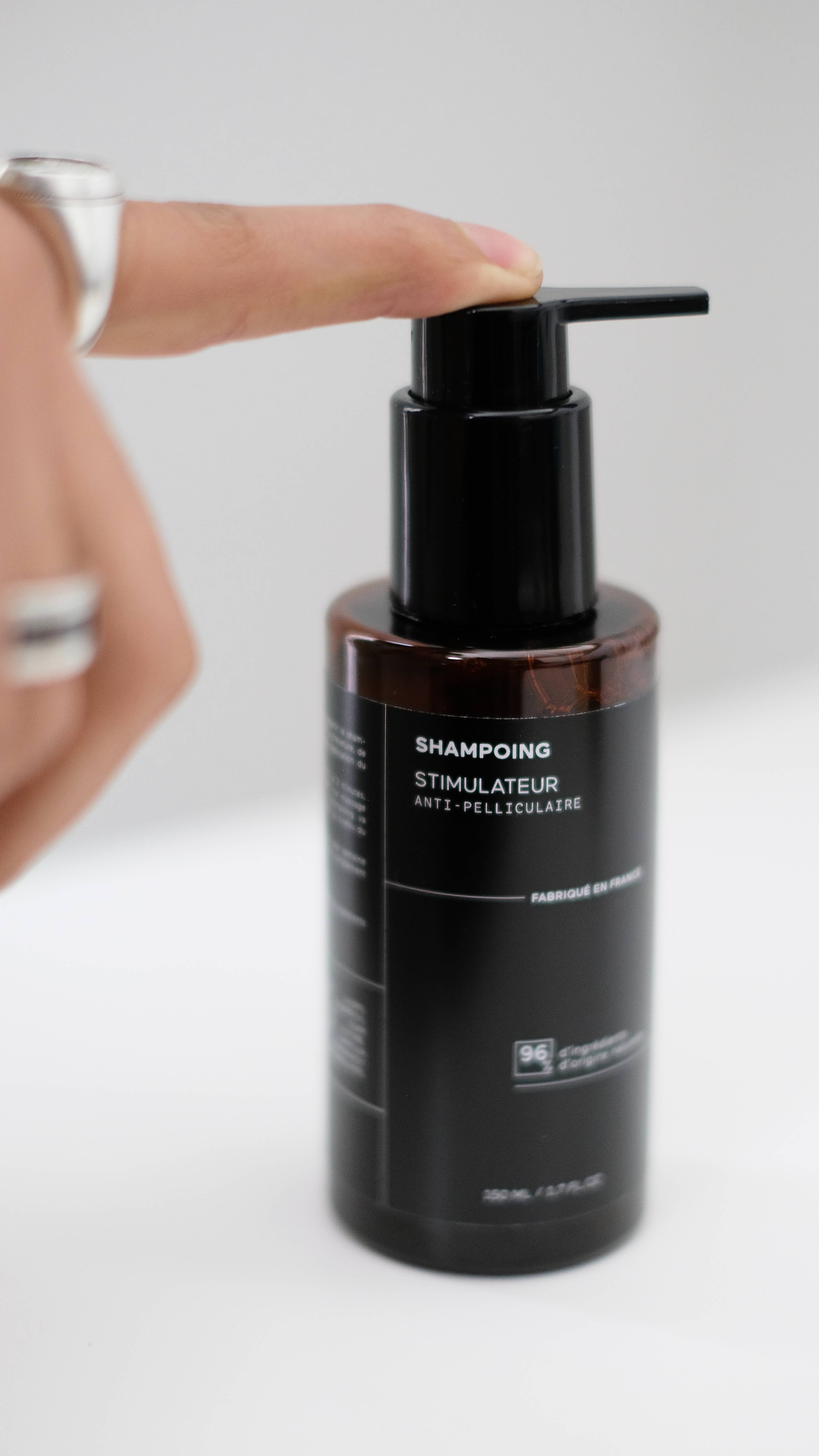 Veuch - Wholesale Hair Shampoo - Anti-Dandruff Stimulating Shampoo3