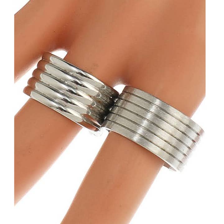 Stainless Steel Grooved Ring for wholesale by Atlas Fashion