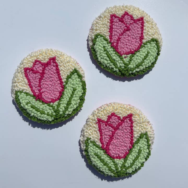 Honey Punches – Engroshandel Kopunderlag til bil – til kvinder – Håndlavet punch needle lyserød tulipan bil coaster, tilbehør