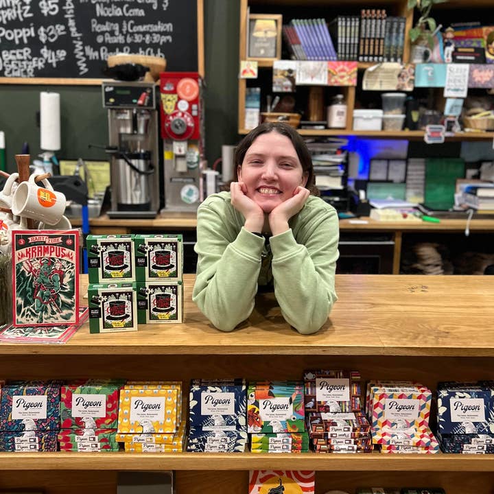 pigeonposted - Wholesale Stationery/Notecard Set - Apothecary Pigeon Botanical Folding Letter Set - Pack of 63