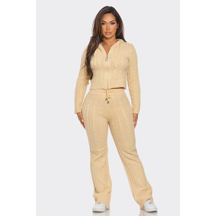 Esmeray Clothing - Wholesale Top & Pant Set (NOT Loungewear) - Women's -
RIBBED HOODIE FLARE SET