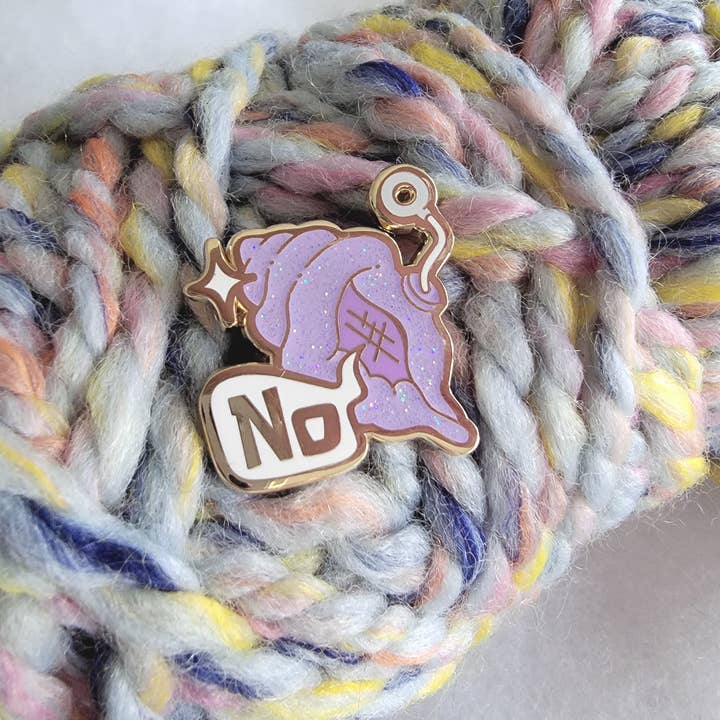 Xhilyn - Wholesale Lapel Pin/Button - Bikini Buds Pins13