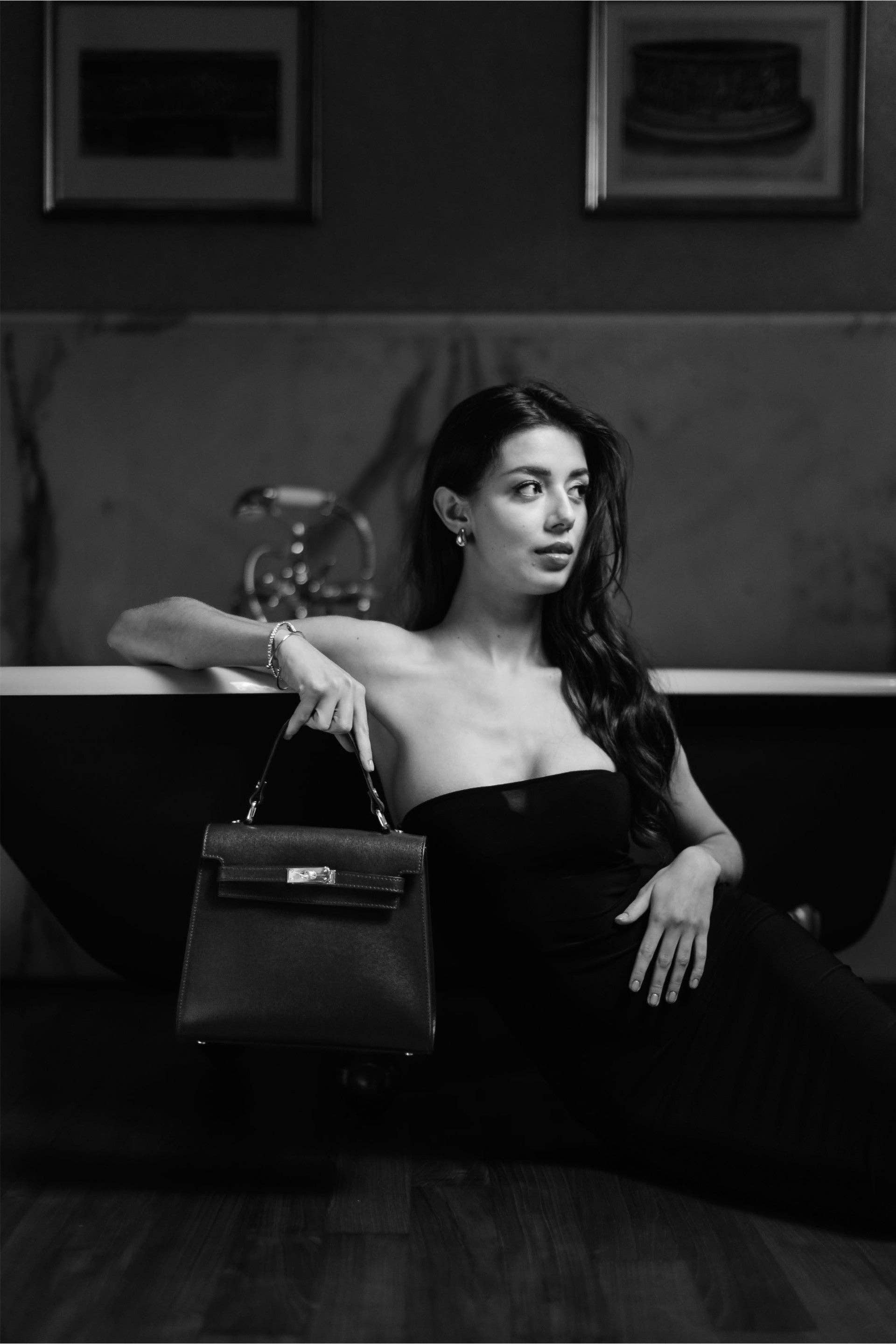 Prestige Milano - Wholesale Tote Bag - Women's - Zaira Bag in Tan Saffiano Leather8