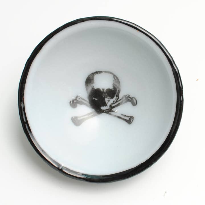 Kiku Handmade | Contemporary Fused Glass Home Goods - Wholesale Decorative Plate/Dish/Bowl - Skull Fused Glass 5" Small Bowl3