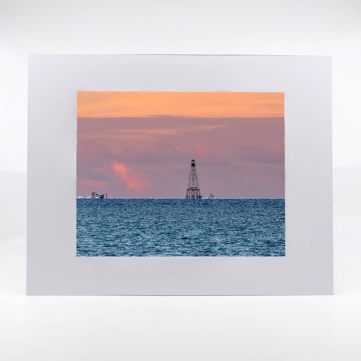 Oeuvre d'art : Phare d'Alligator Reef 2 pour la vente par Mike Ring Photography