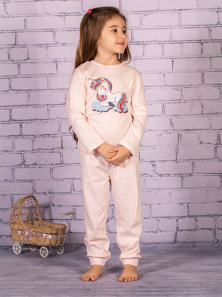 ROZE Pyjamaset met eenhoornprint voor meisjes voor groothandel op Faire1
