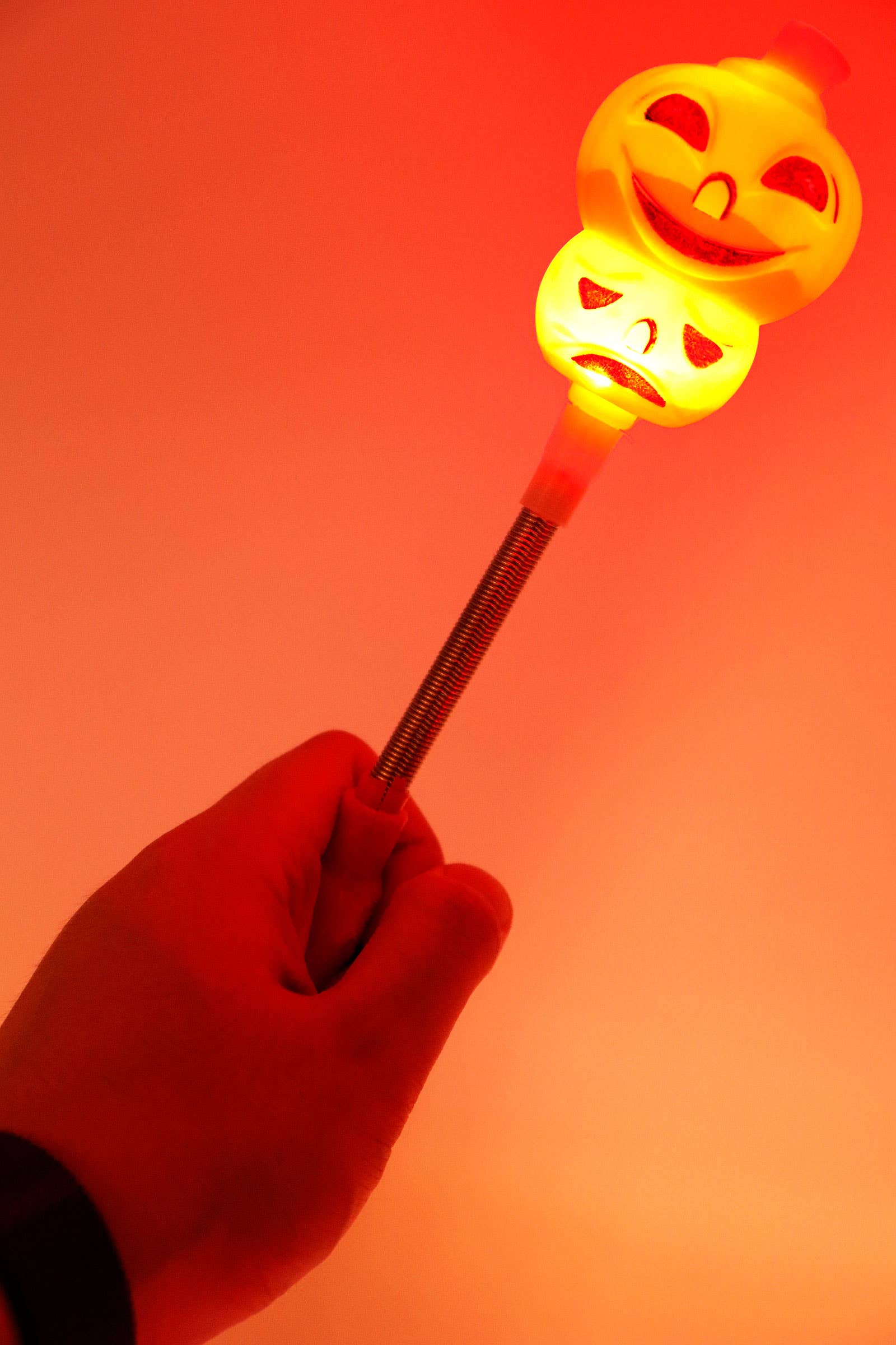 ASSORTED Halloween Head Dangle Spring Led Light Wand for wholesale on Faire6