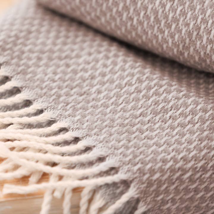 Happyfriday - Wholesale Throw Blanket - Haze Plaid Brown1