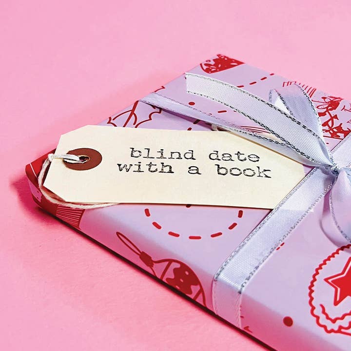 Bookishly - Wholesale Gift Tag - Blind Date with a Book Tag