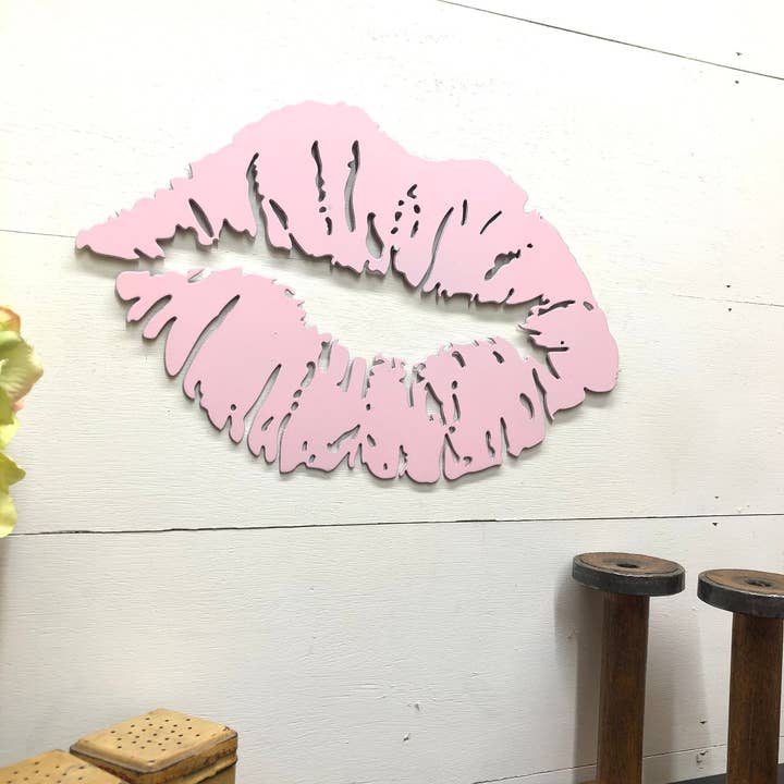 Madam Metalwork - Wholesale Wall Accent - Pink Metal Kiss Lips