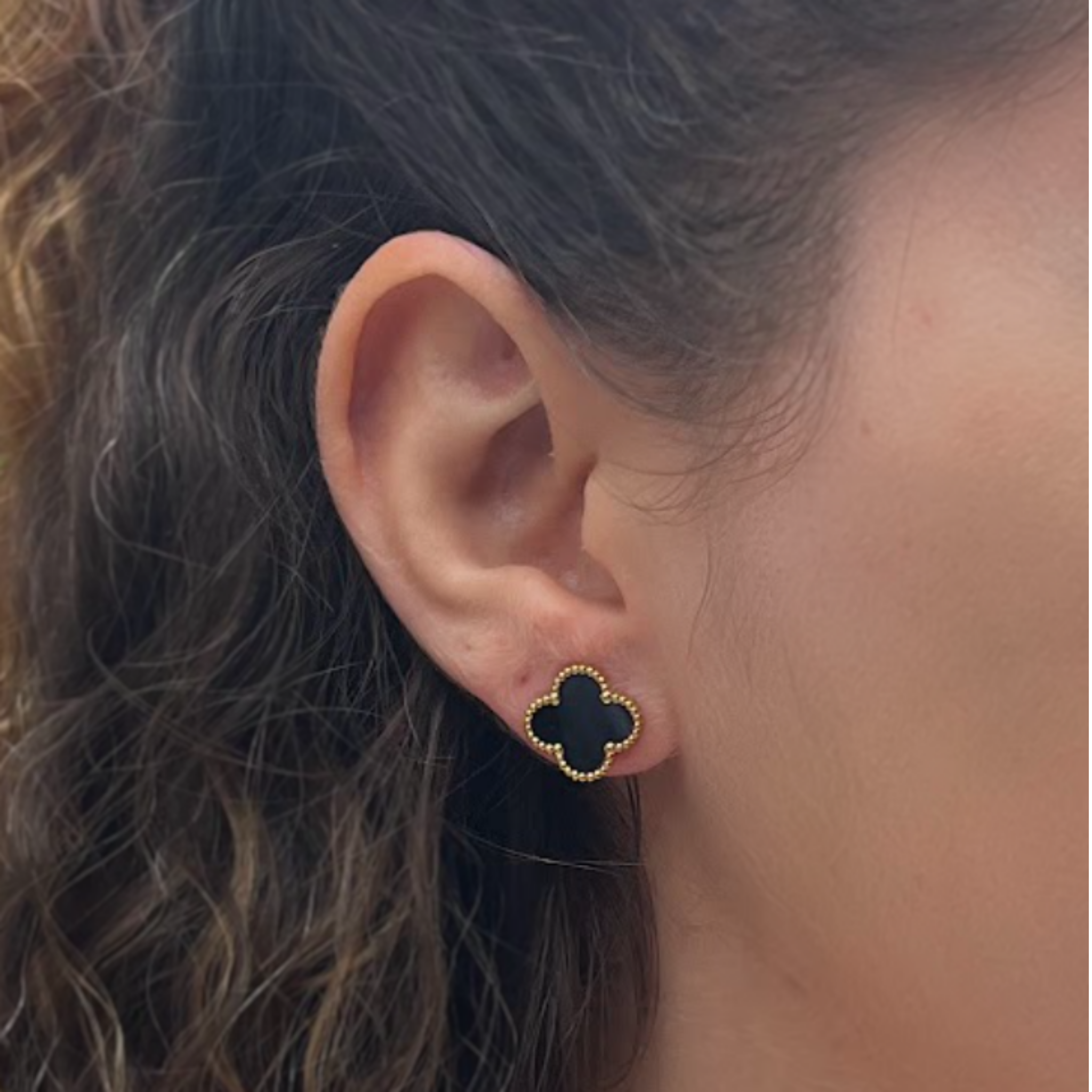 Byzantium Collection Ltd – wholesale Stud/post earrings – Black Four Leaf Clover Stud Earrings, 18K Gold Plated2