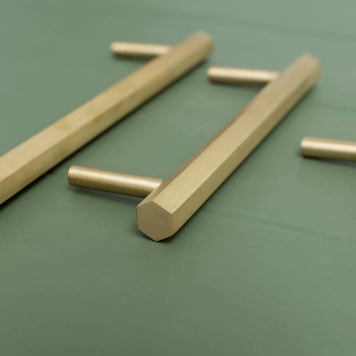 Brass bee - Wholesale Knob/pull - CARDER Solid Brass Hexagonal Pull Handles & Knobs - Satin Brass3
