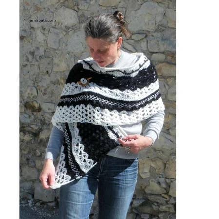 Stor stal (170cm) med fibula för wholesale av Chez XYZ association artistique