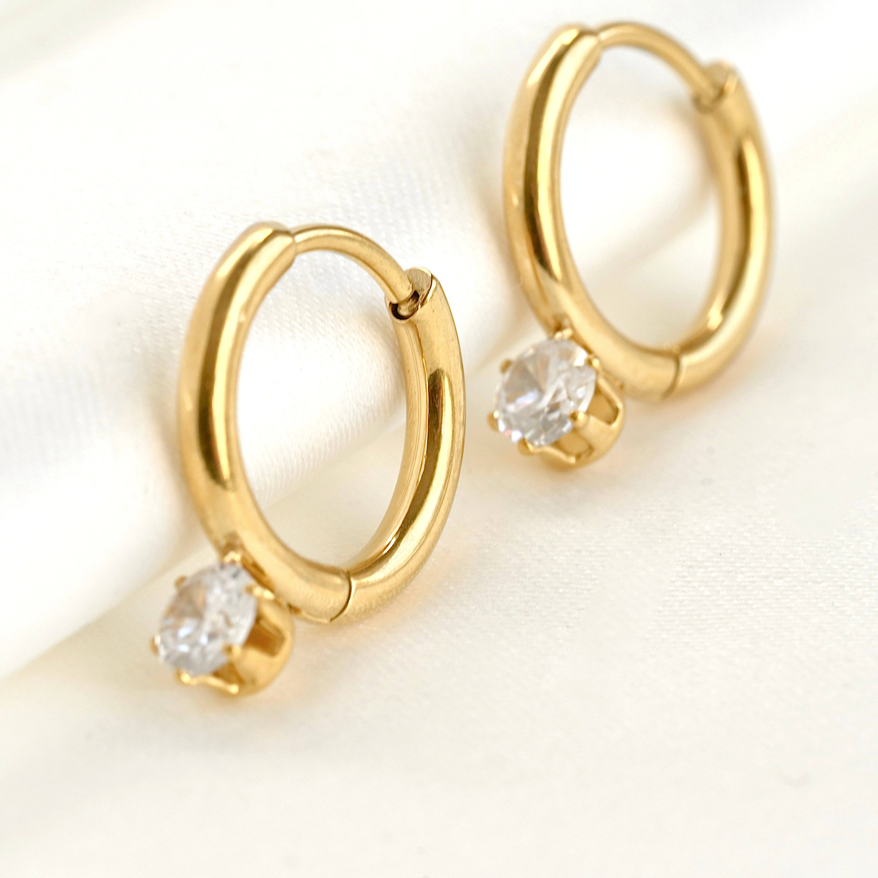 Blueyejewelry - Vendita all'ingrosso Orecchini a cerchio - Cerchi con diamanti impermeabili - Orecchini a cerchio con ciondolo con diamanti0