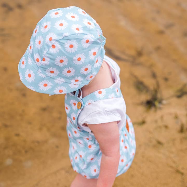 Acorn Kids - Wholesale Bonnet – baby - Daisy Reversible Bonnet4