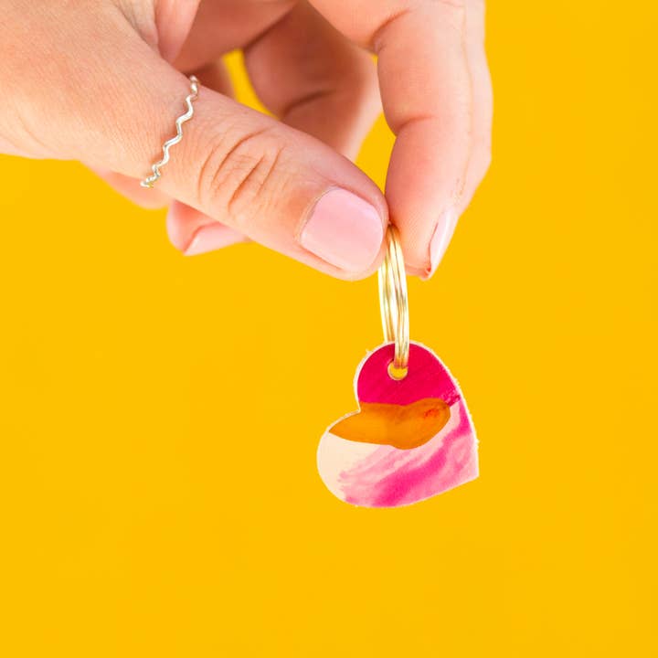 Tori Lo Designs – wholesale Keychain – Women's – Hand Painted Heart Keyring - Multiple Colour Choices2