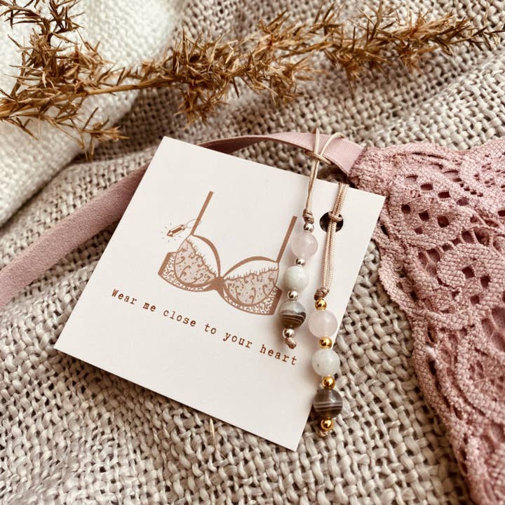 Typisch Shanna - Wholesale Beaded/Pearl Necklace - BH Pendant - Mama to be1