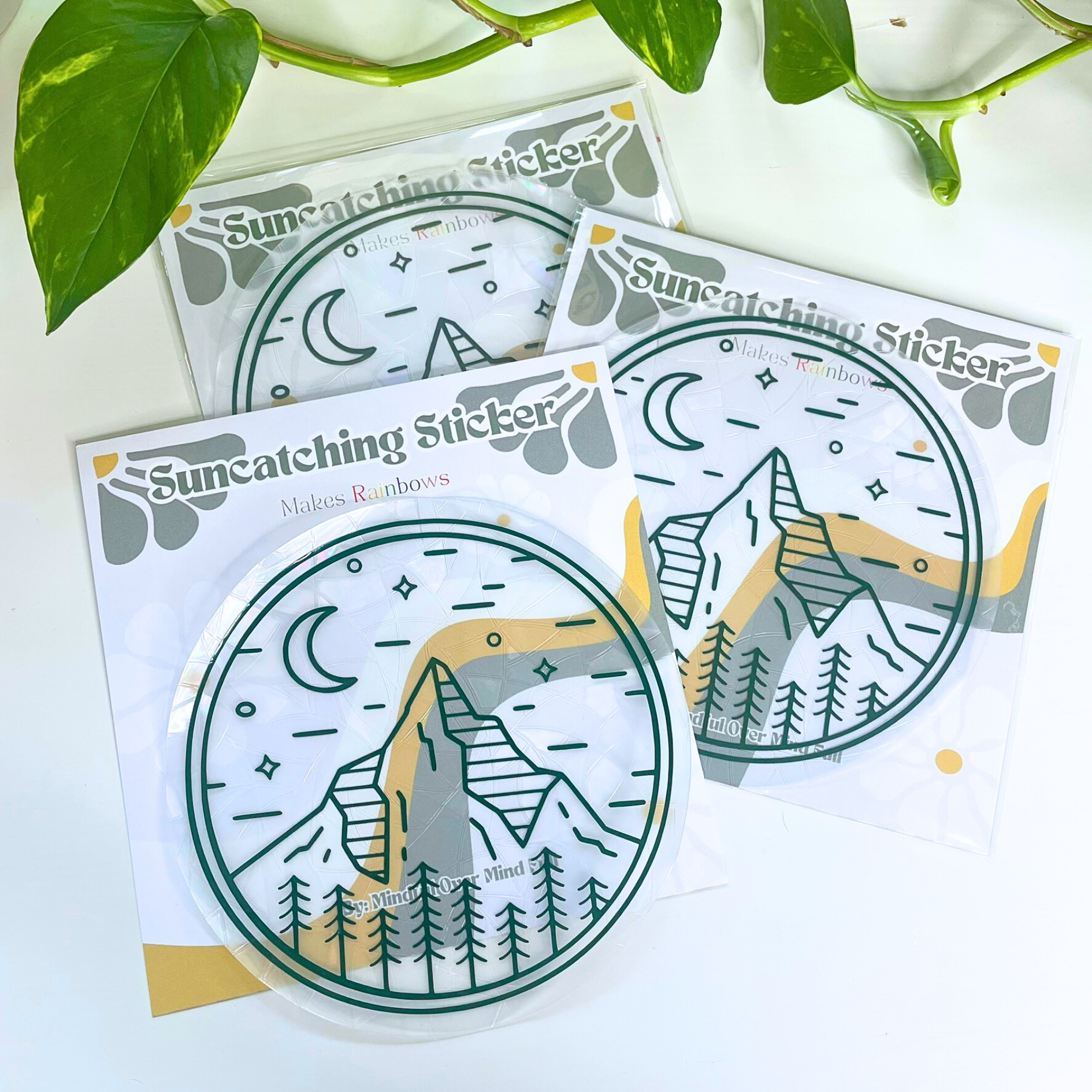 Mindful over Mind Full – wholesale Solfångare – Berg + Skog Solfångare Klistermärke | Regnbågsfönster Dekal4
