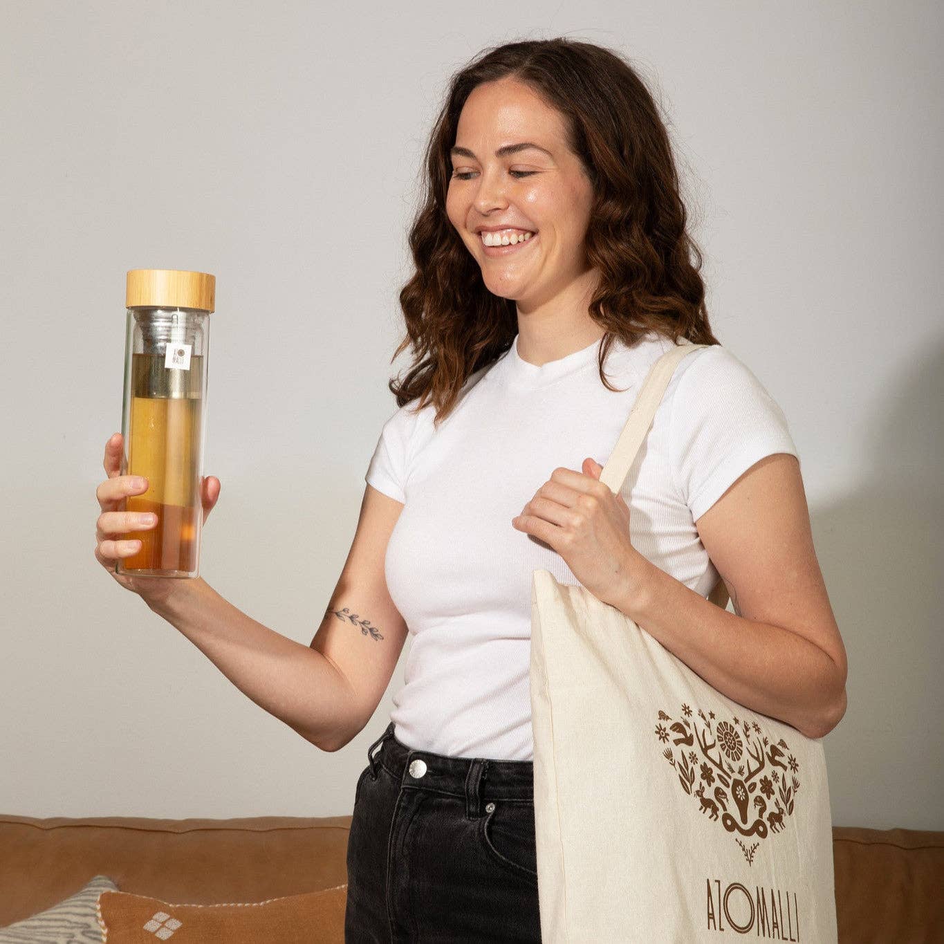 Azomalli - Wholesale Tea Strainer/Infuser - Travel Glass Tea Infuser Tumbler: Brew On-the-Go!4