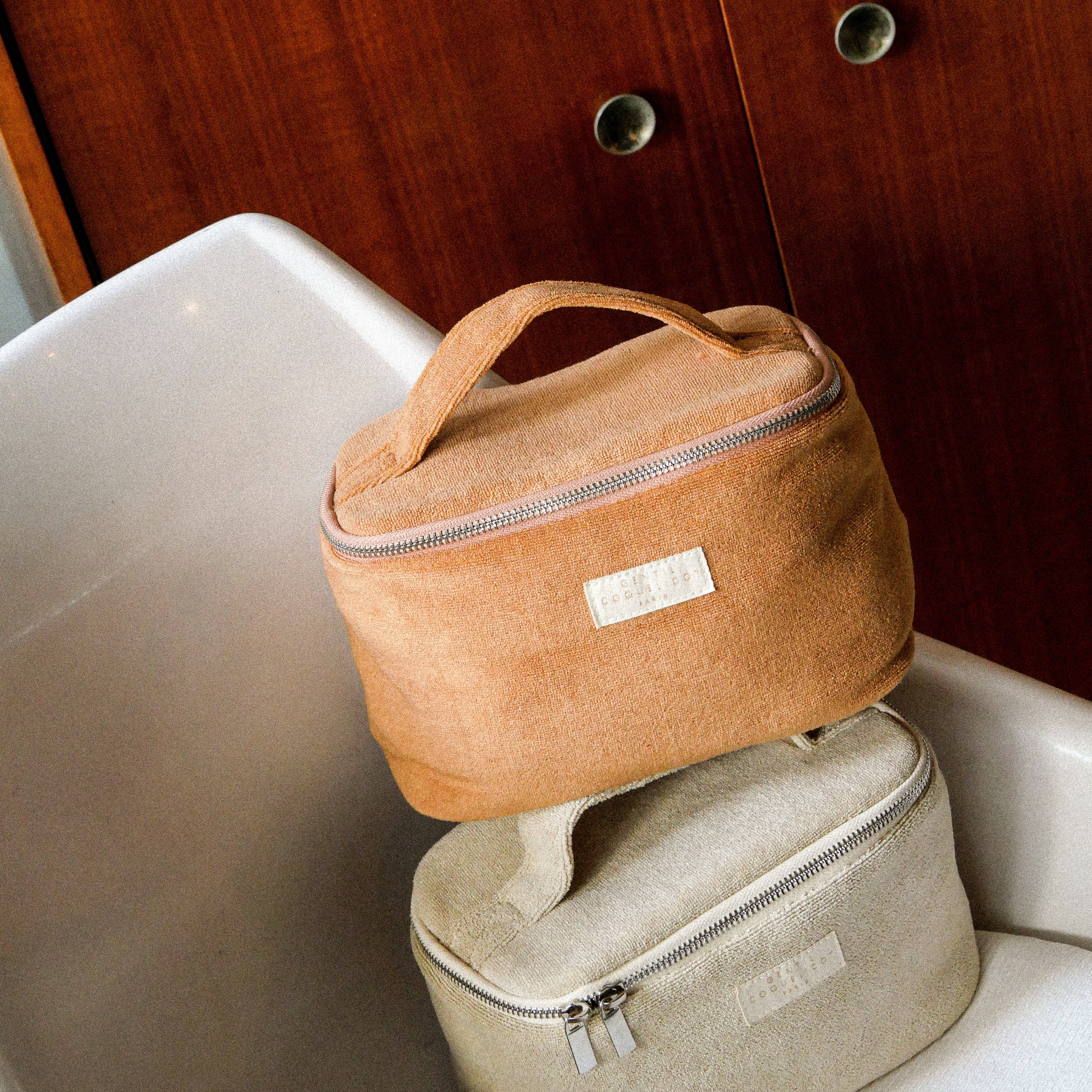 Gentil Coquelicot Paris - Wholesale Makeup/Cosmetic Bag - Vanity sponge3