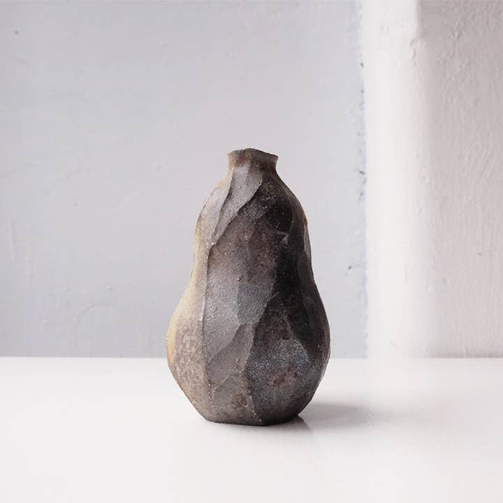 Tokkuri Sake Vessel by Kenji Tayama and other Purchase Wholesale japanese sake. Free Returns & Net 60 Terms on Faire trending on Faire.