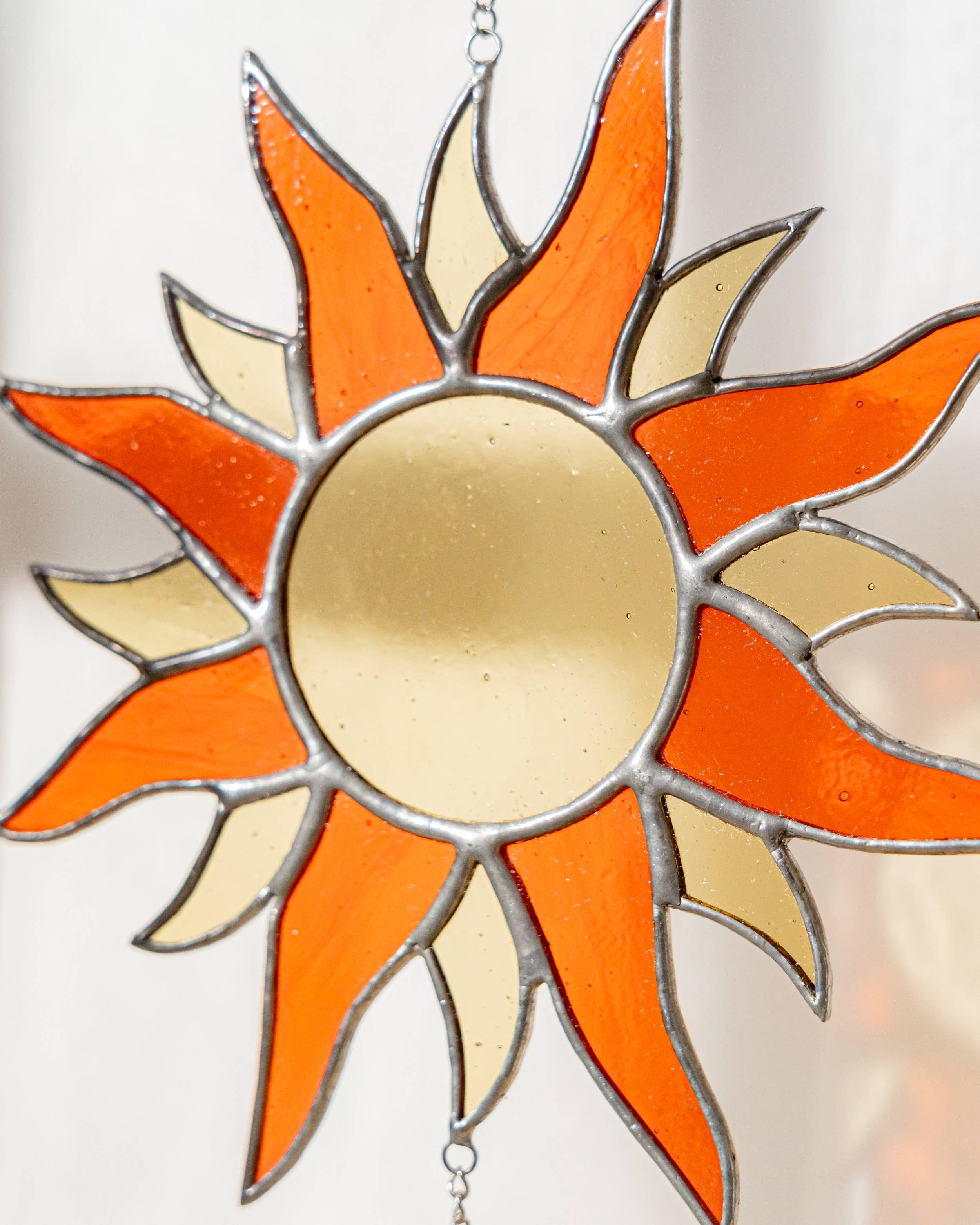 MondoBellissimo – wholesale Suncatcher – Stained Glass Sun F1810