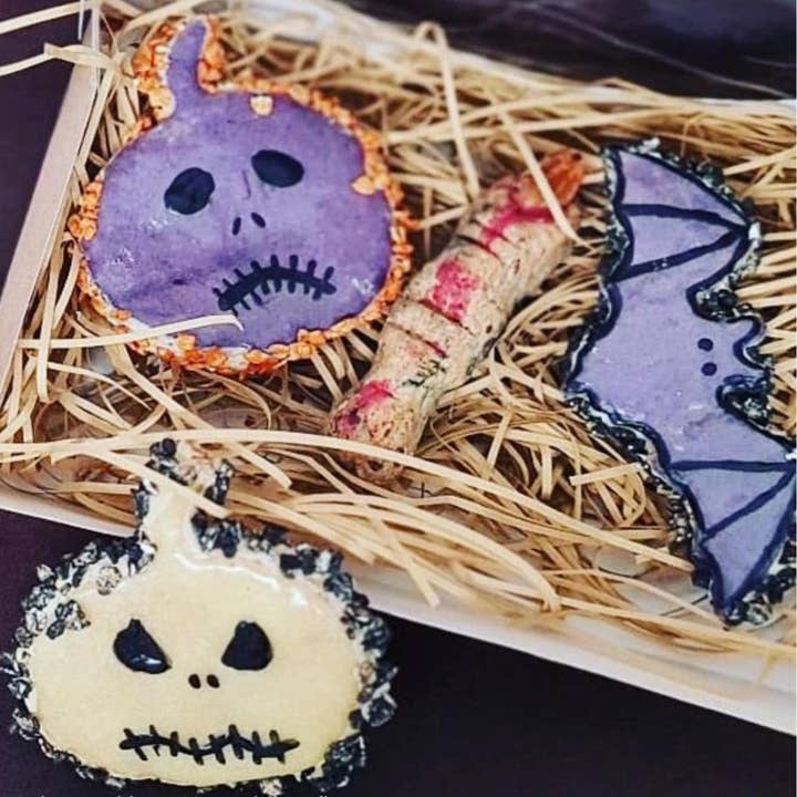 Belpharmed bv: Cooka's Cookies & Sensidog – Engroshandel Godbid - Hund – Halloween - Uhyggelig Boks5