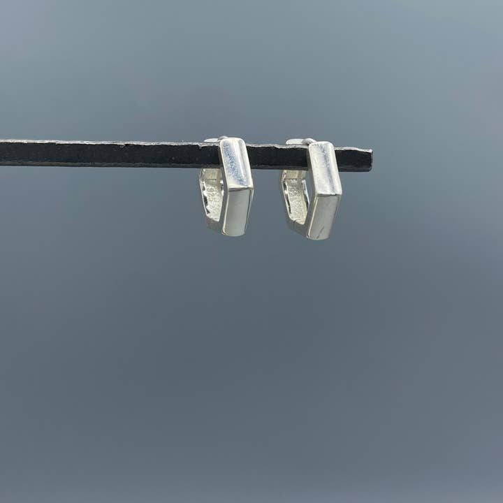 Something Silver - Vendita all'ingrosso Orecchini a cerchio - Cerchi a Cerniera Esagonali a Scatto3