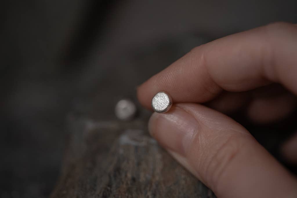 Júlia Castro Jewelry - Wholesale Stud/Post Earrings - Costumbres mini earrings4