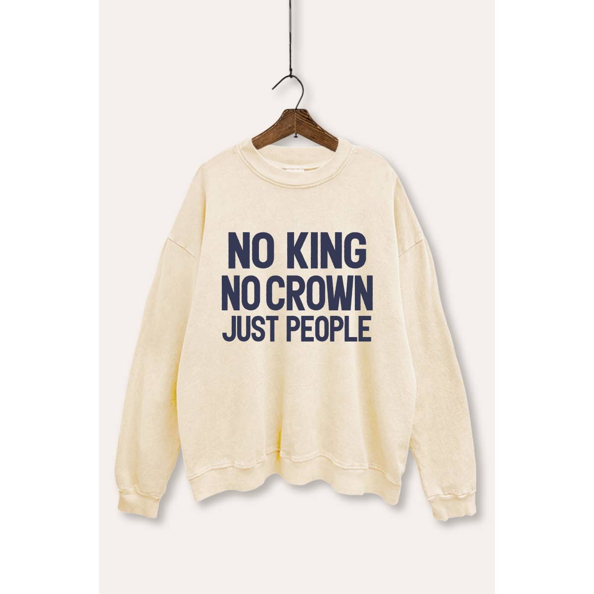 VINTAGE POINT USA - Wholesale Graphic Sweatshirt - Women's - NO KING NO CROWN MINERAL WASH GRAPHIC SWEATSHIRT11