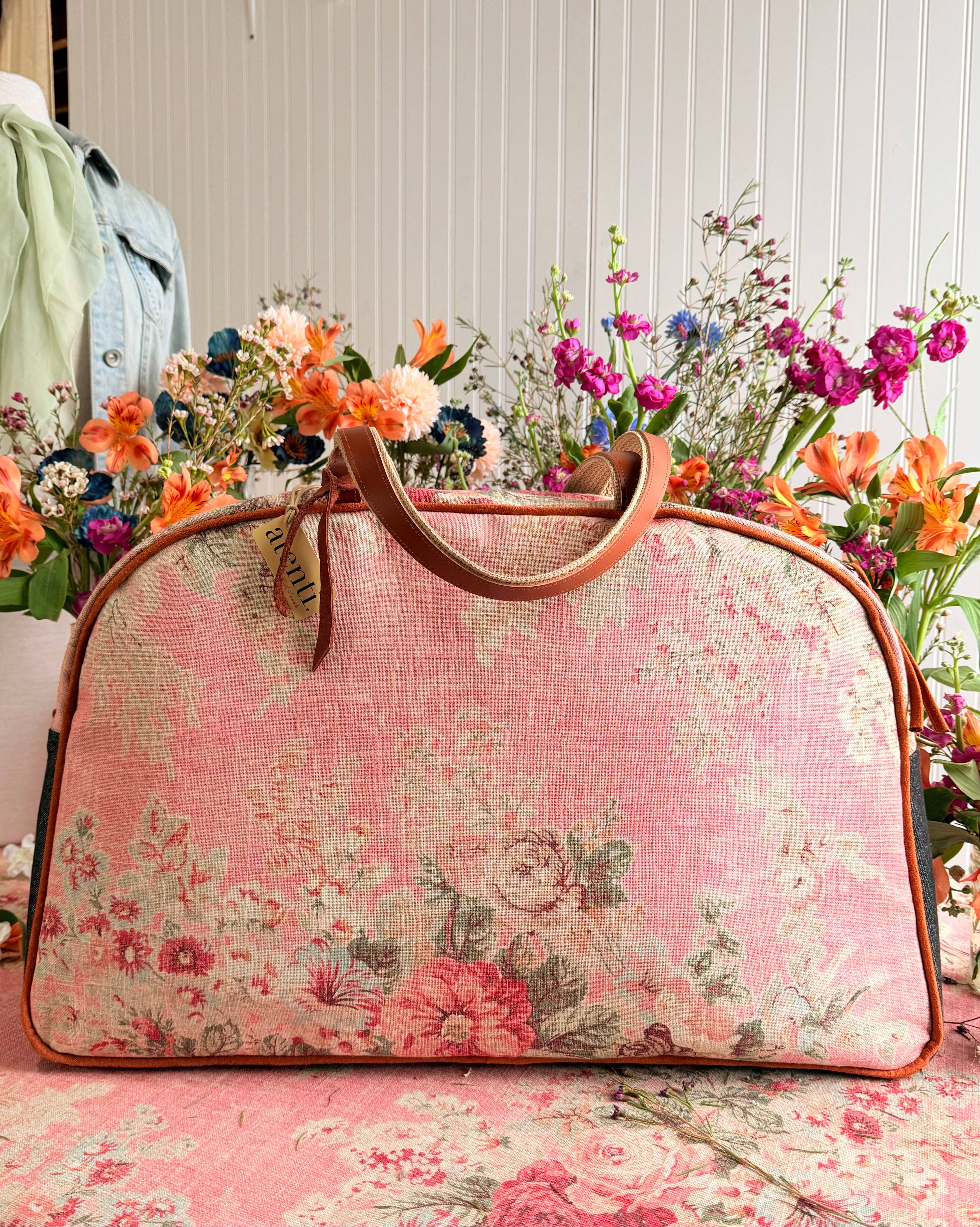 Atenti - Wholesale Weekender Bag - Women's - Handmade Atenti Rosewood Overnighter Weekender– USA Made10