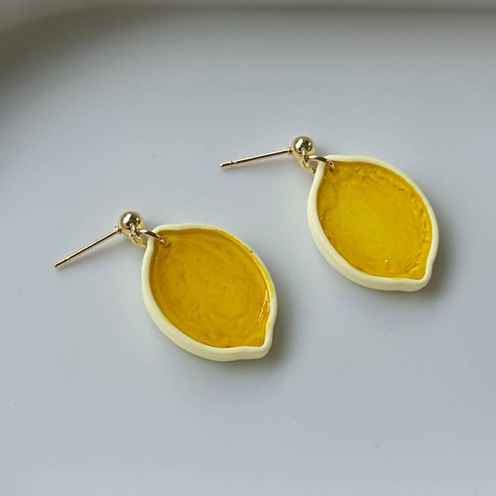 Willow and Wild - Wholesale Hangende/ronde oorbellen - Citroenschijf Oorbellen – Mini Citrus Bedel Oorbellen0