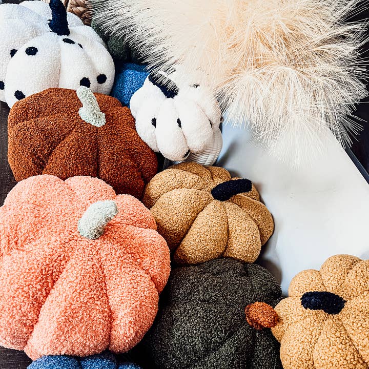 Gia Roma - Wholesale Decorative Tabletop Object - Pumpkin Decor, Plush Fabric Pumpkins Fall Home Decorations36