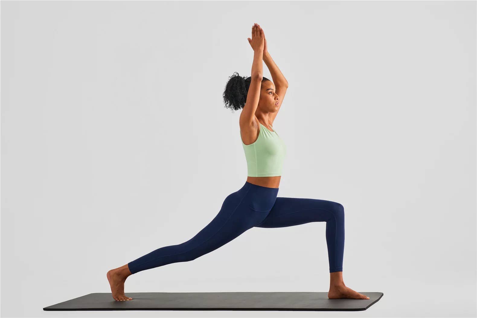 Belsize Activewear - Vente Ensemble de sport – femme - Ensemble de fitness, leggings et soutien-gorge de sport1