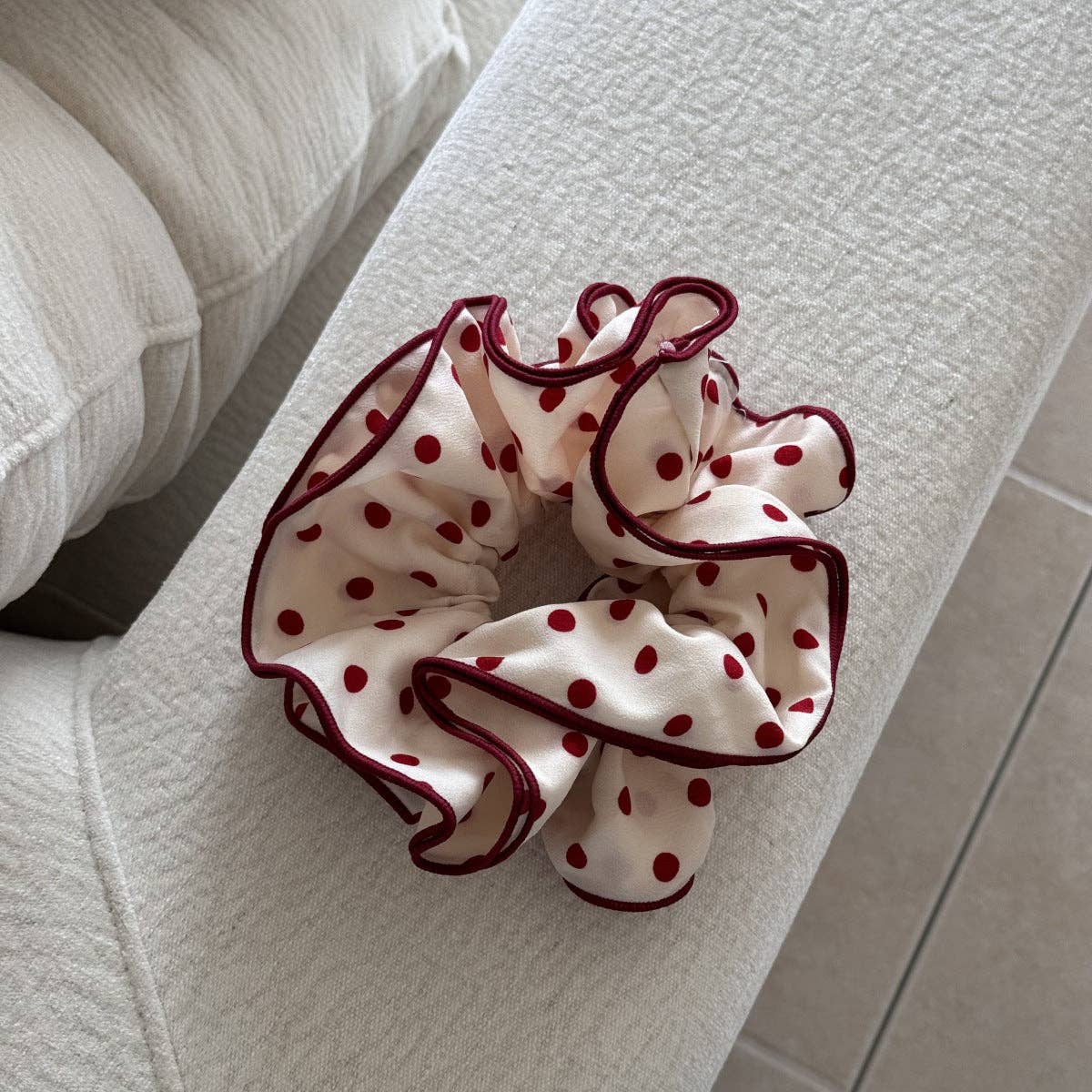 Dipped Shop – wholesale Scrunchie - Dam – Prickig Gingham Volang Hårsnodd DP25F9760