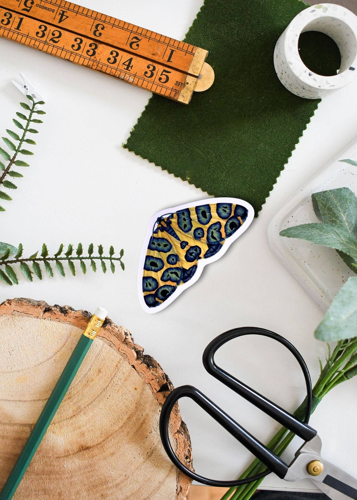 Ferne Creative – wholesale Sticker – Leopard moth Vinyl Sticker0