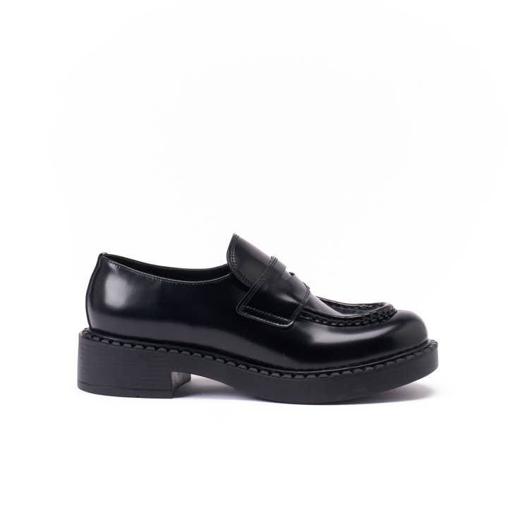 Mocasín de color Negro. Hecho en Italia. Art. BP7640 para venta al por mayor de British Passport