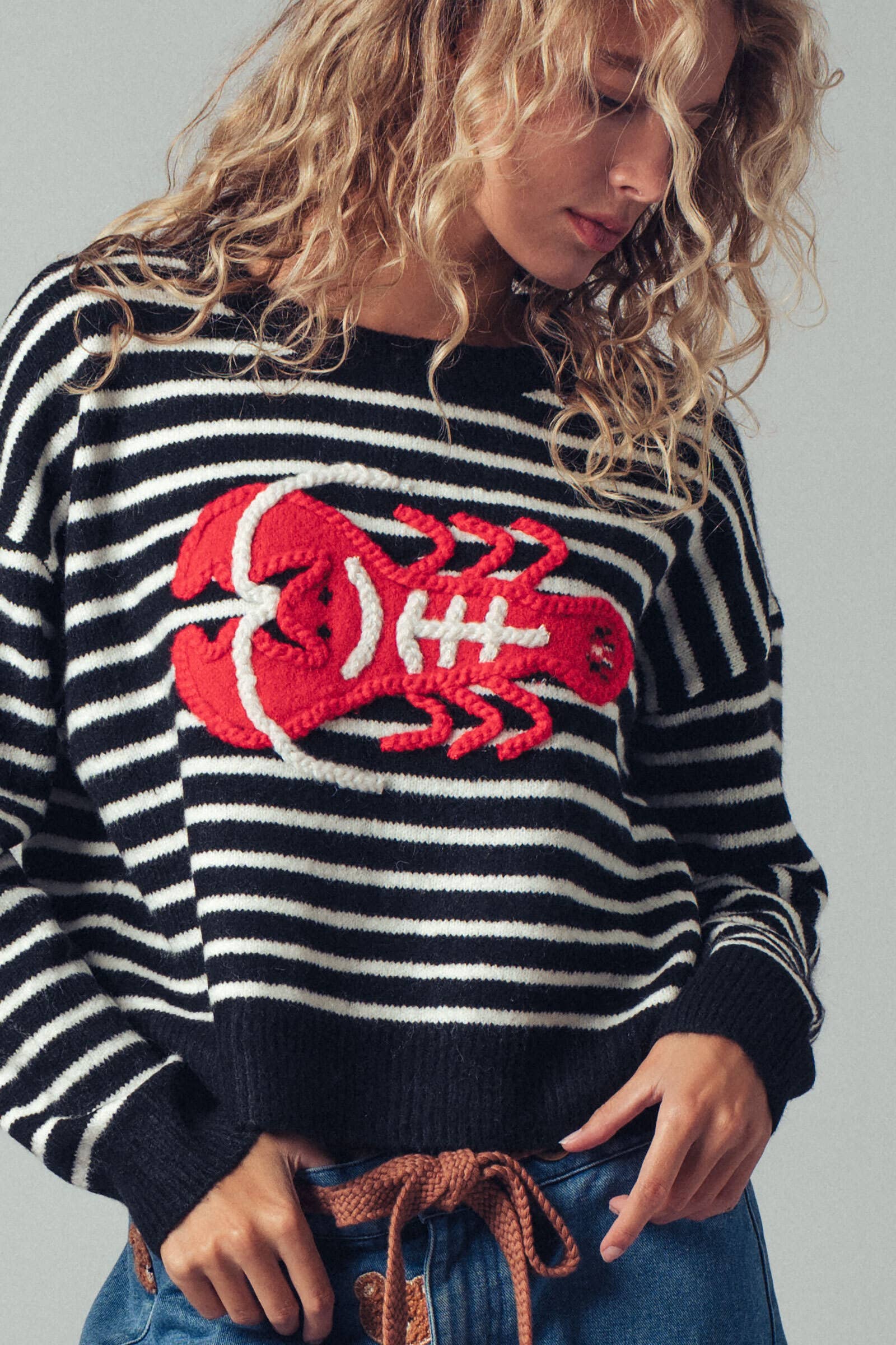 Urban Daizy - Vente Pull en maille – femme - Pull à déclaration nautique avec homard rouge brodé16