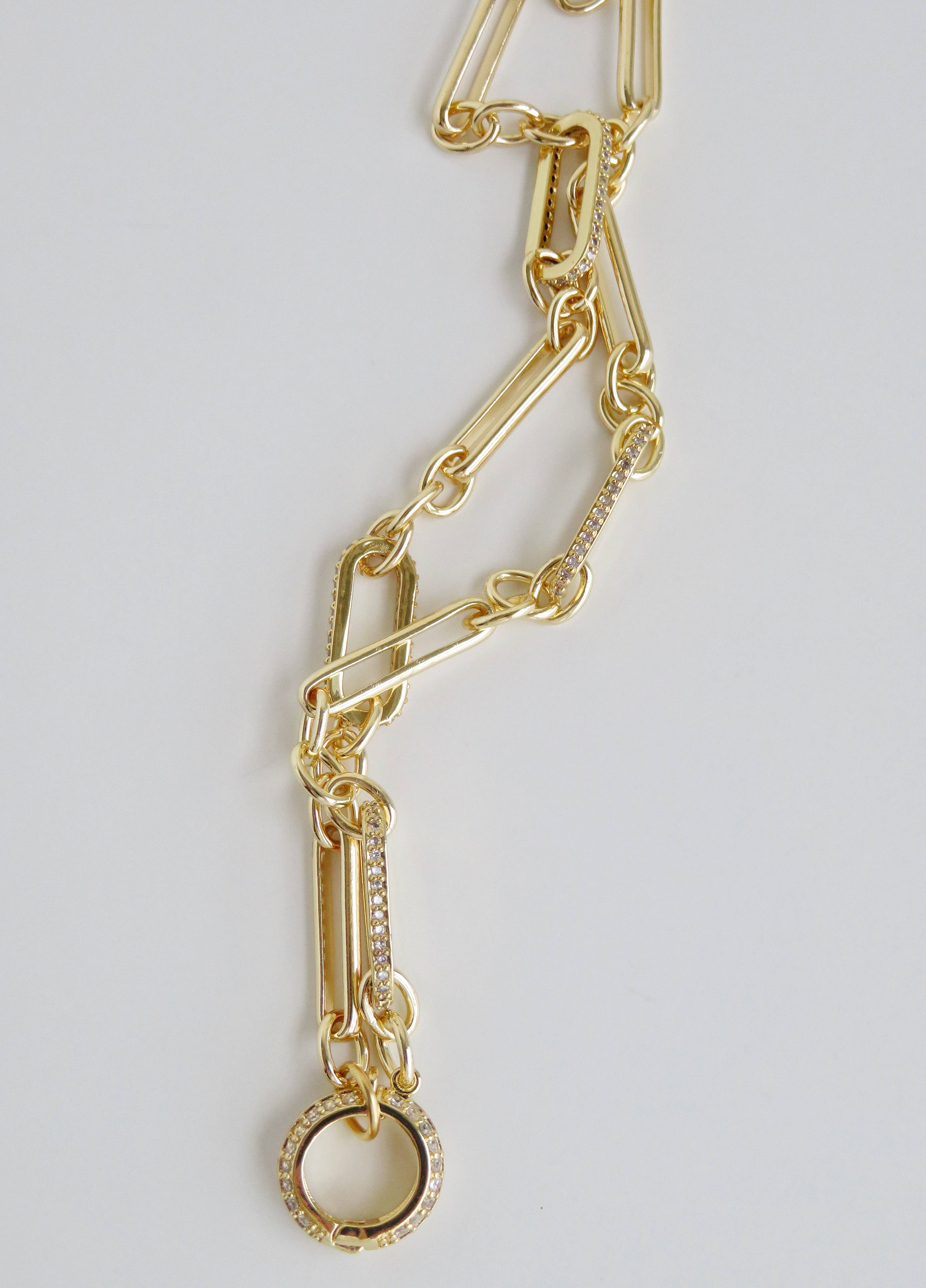 Boutique Suarez Co. - Wholesale Pendant/Charm Necklace - 18" Diamond Figaro Charm Holder Necklace - Clicker Clasp - add charms10