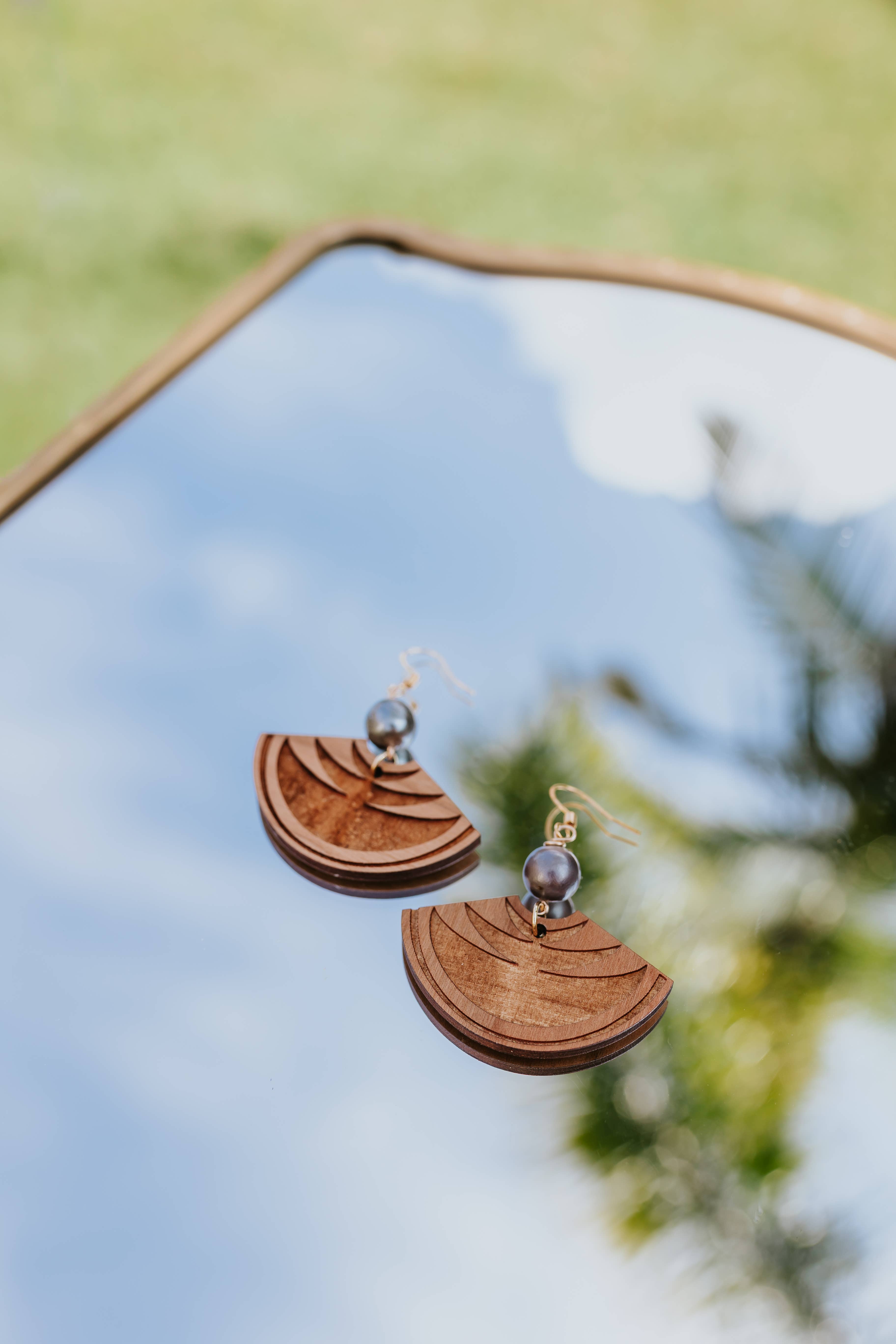 Island Breeze Designs - Wholesale Dangle Earrings - Ahu'ula Iki Earrings3