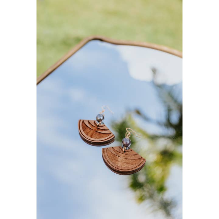 Island Breeze Designs - Wholesale Dangle Earrings - Ahu'ula Iki Earrings3