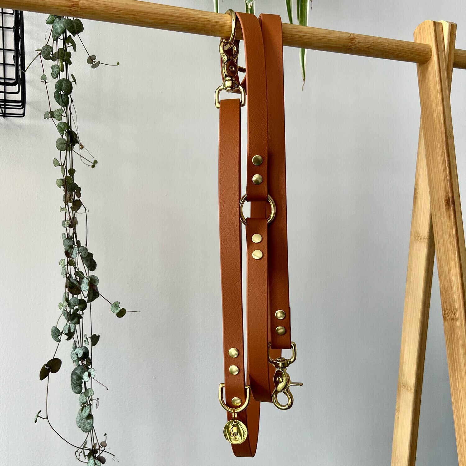 Oscar & co - Wholesale Pet Leash - Dog - Waterproof dog leash in camel Biothane2