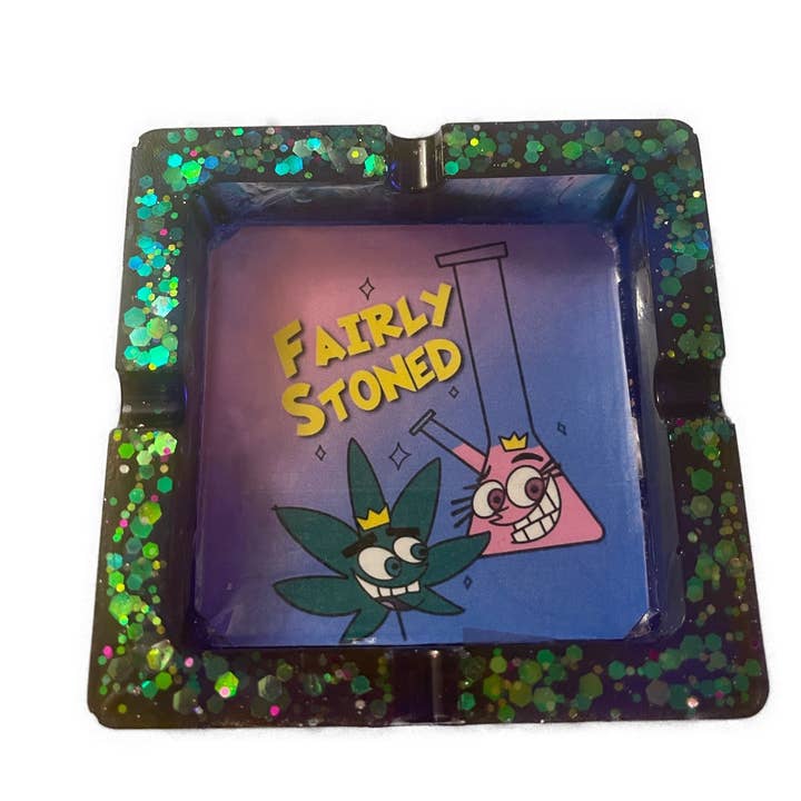 Redelijk stoned asbak voor wholesale door Peaches prints