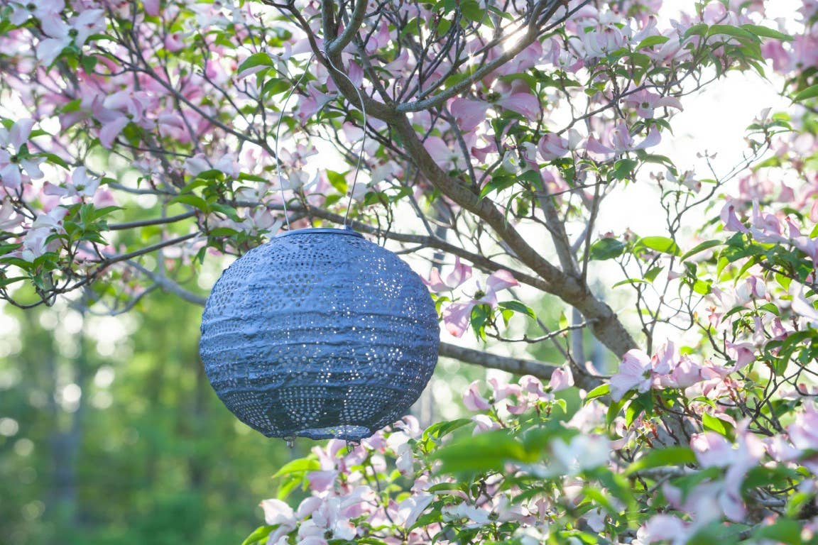 Allsop Home & Garden - Vente Lampe d'extérieur/de jardin - Lanterne solaire Stella Globe de 8 po, bleu métallisé10