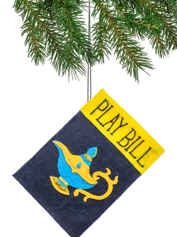 Ornement de programme "Aladdin" pour la vente par Silk Road Bazaar