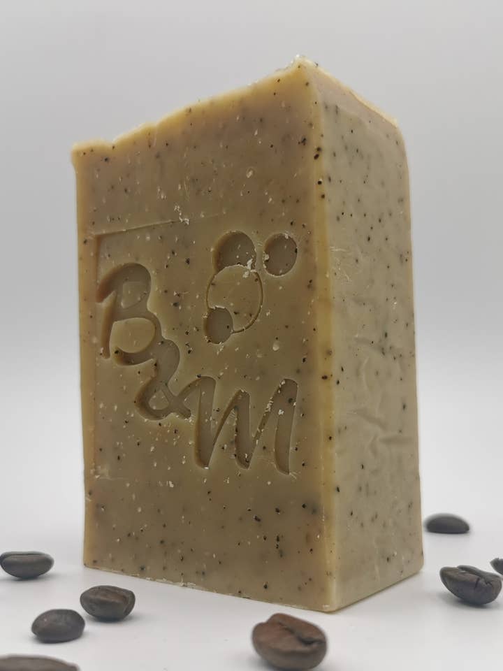 Organic exfoliating coffee soap Le Corsé for wholesale by BULLE & MAILLE
