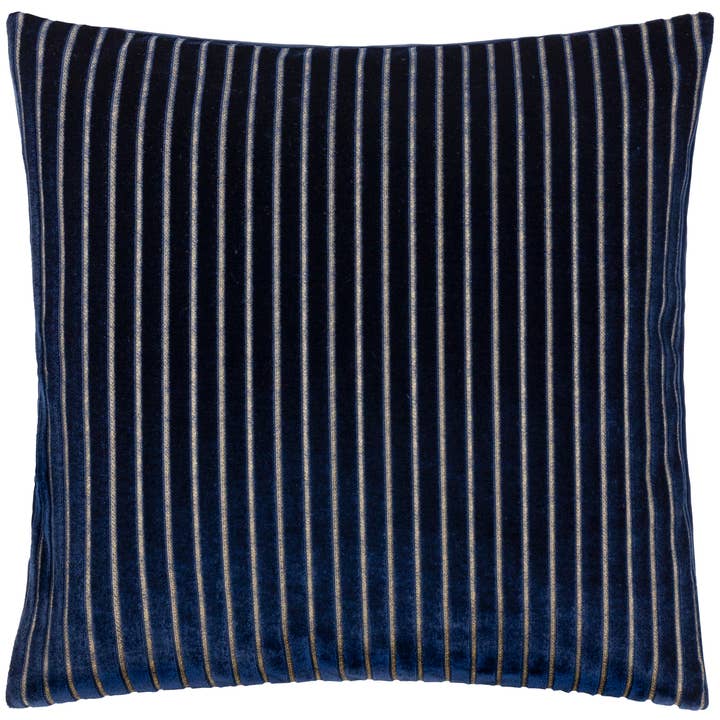 Savoy Gestreept Fluwelen Kussen Marineblauw voor wholesale door Riva Home