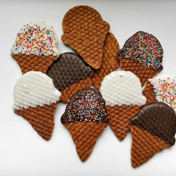 Lancaster Stroopie Co. - Wholesale Cookie - Ice Cream Cone-Shaped Stroopwafels