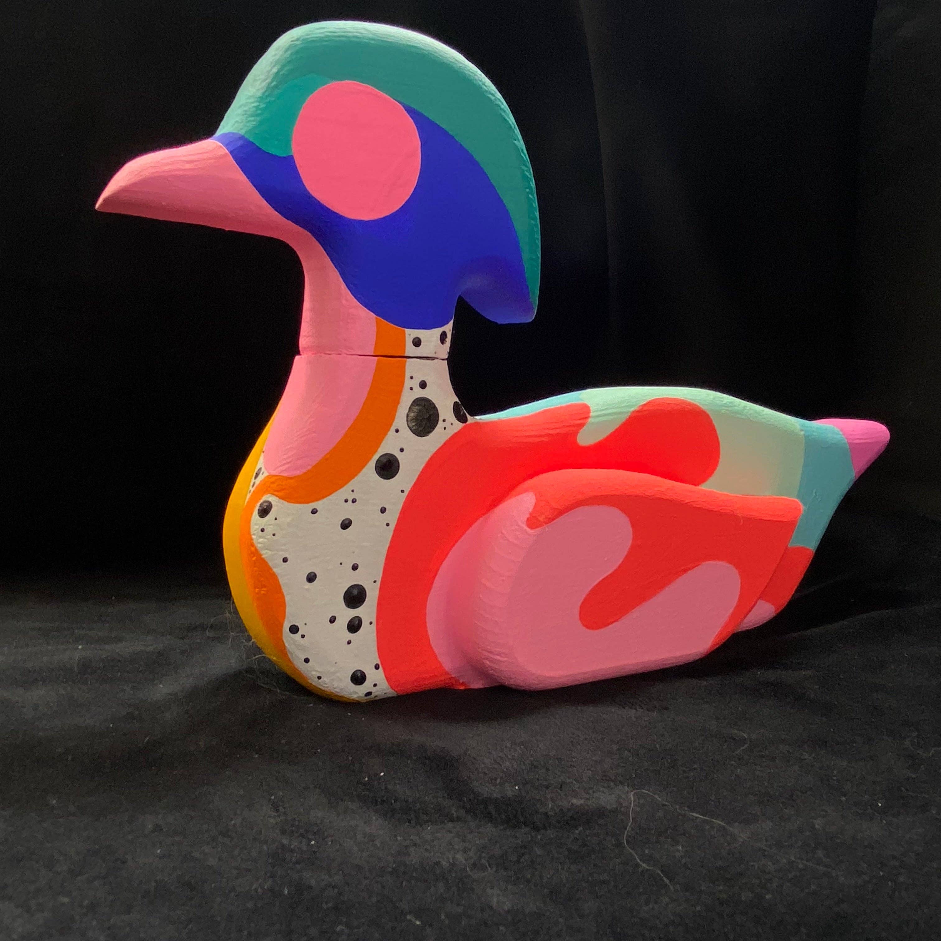 Artifacts of Joy - Wholesale Decorative Figurine - Modern Artifact Pink Cheek Duck1